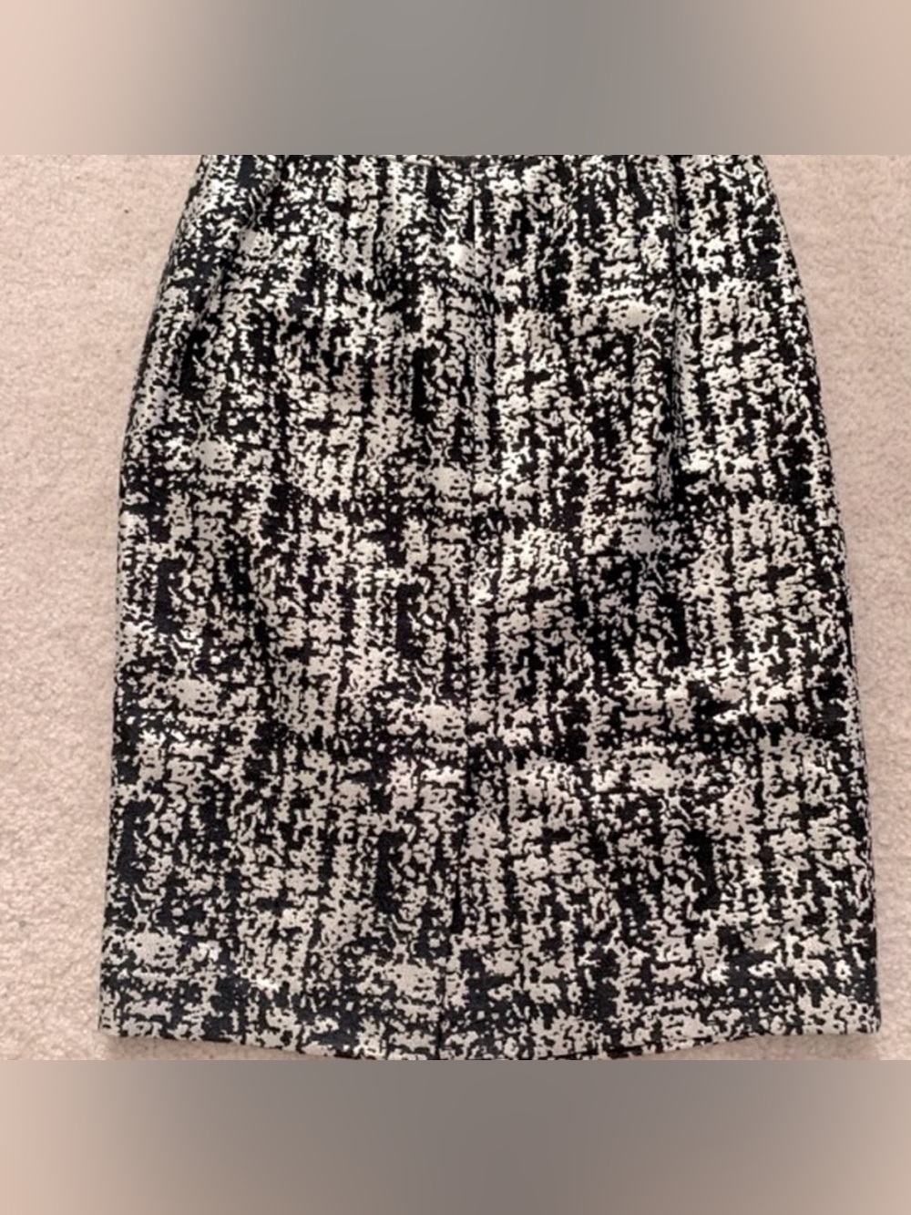 Kasper Black And Metallic Gold A-Line Skirt Size 6P